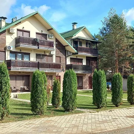 Snezna Kraljica Ap 13 Apartment Divcibare