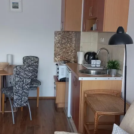 Snezna Kraljica Ap 13 *