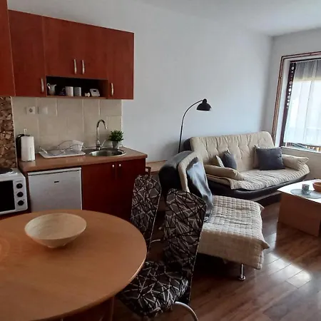 Apartment Snezna Kraljica Ap 13 *