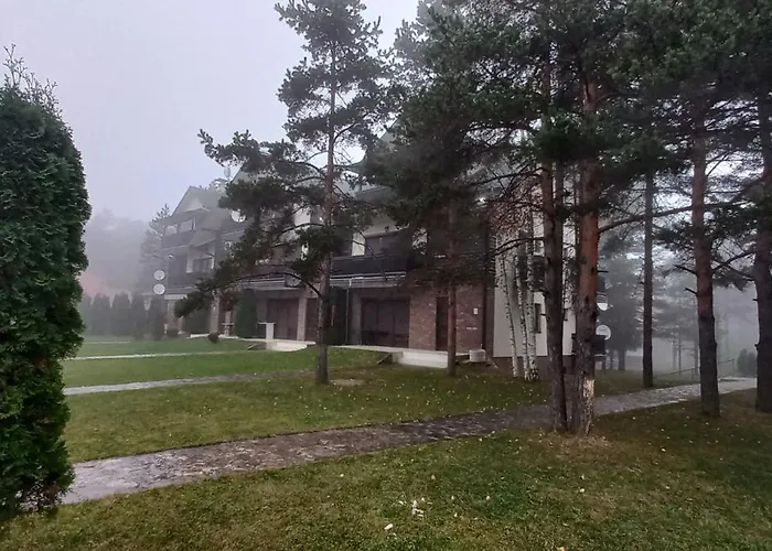 Snezna Kraljica Ap 13 شقة *