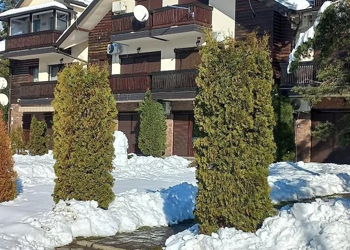 Snezna Kraljica Ap 13 شقة